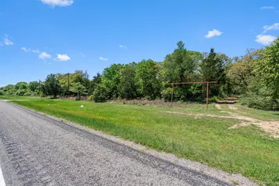 2810 S Highway 77, Rockdale, TX 76567 - Photo 10