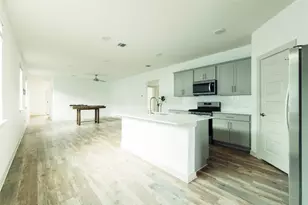 324 Millbrook Blvd, San Marcos, TX 78666 - Photo 8