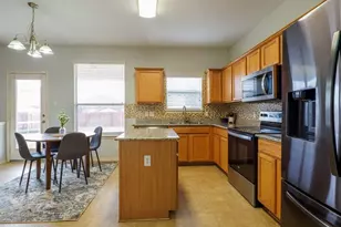 13504 Richard Nixon St, Manor, TX 78653 - Photo 10