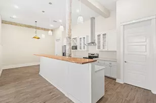 104 E 2nd St, Taylor, TX 76574 - Photo 10