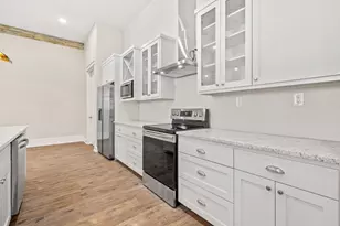 104 E 2nd St, Taylor, TX 76574 - Photo 16