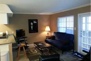 910 Duncan Ln, Austin, TX 78705 - Photo 1