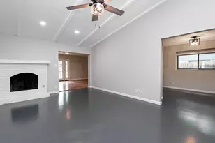 9207 Hunters Trace, Austin, TX 78758 - Photo 8