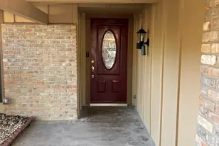 9207 Hunters Trace, Austin, TX 78758 - Photo 2