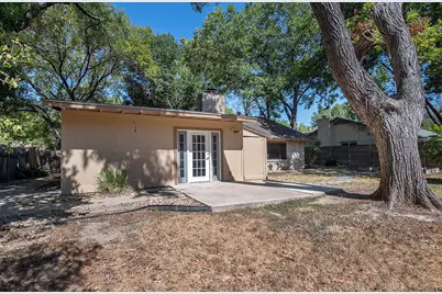 9207 Hunters Trace, Austin, TX 78758 - Photo 32