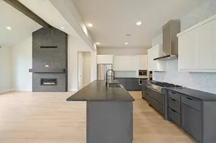 913 Presa Arriba Rd, Austin, TX 78733 - Photo 10