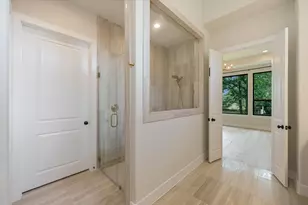913 Presa Arriba Rd, Austin, TX 78733 - Photo 18
