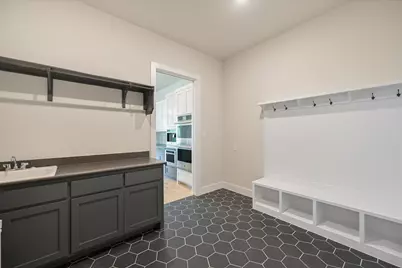 913 Presa Arriba Road, Austin, TX 78733 - Photo 12