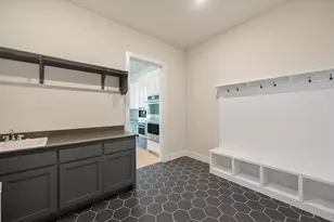 913 Presa Arriba Rd, Austin, TX 78733 - Photo 12