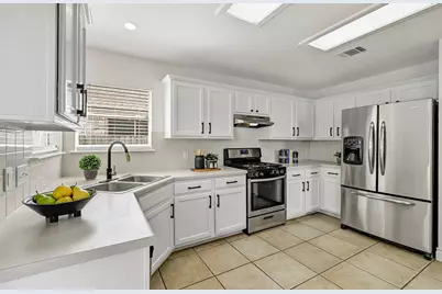 1425 Thibodeaux Drive, Round Rock, TX 78664 - Photo 10