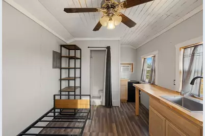 3270 Fm 671, Luling, TX 78648 - Photo 10