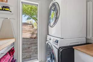 5705 Susie Ct, Austin, TX 78757 - Photo 30