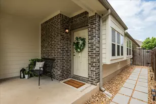 305 Hay Barn St, San Marcos, TX 78666 - Photo 4
