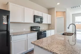 20105 Park Strip St, Lago Vista, TX 78645 - Photo 6