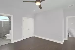 6902 Carver Ave, Austin, TX 78752 - Photo 18