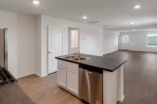 196 Garcia St, Buda, TX 78610 - Photo 2