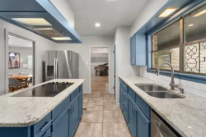 2805 Hatley Drive, Austin, TX 78746 - Photo 12