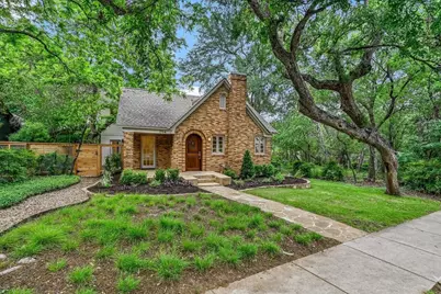 1704 Travis Heights Boulevard, Austin, TX 78704 - Photo 2