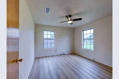 506 West Street, Hutto, TX 78634 - Photo 14