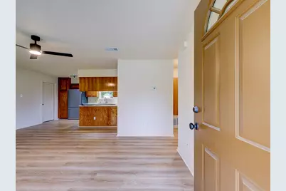 506 West Street, Hutto, TX 78634 - Photo 4