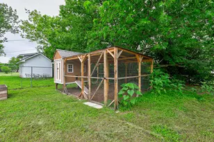 506 West St, Hutto, TX 78634 - Photo 28