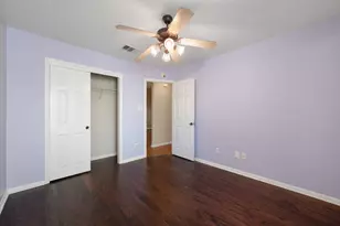 215 Kerley Dr, Hutto, TX 78634 - Photo 18