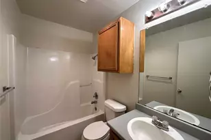 2203 Creekside Ln, Georgetown, TX 78626 - Photo 12