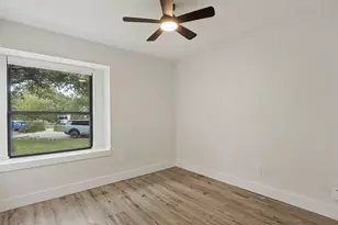 8105 Red Rock Cove, Austin, TX 78749 - Photo 20