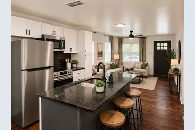 517 W Martin Luther King Drive, San Marcos, TX 78666 - Photo 8