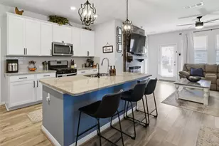 431 Dipprey Ln, Georgetown, TX 78628 - Photo 2