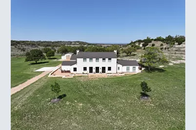 130 Overlook Drive, Fredericksburg, TX 78624 - Photo 2