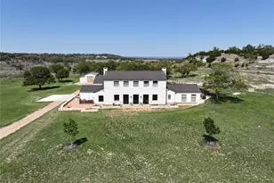 130 Overlook Dr, Fredericksburg, TX 78624 - Photo 2
