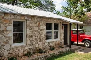 2319 Santa Maria St, Austin, TX 78702 - Photo 8