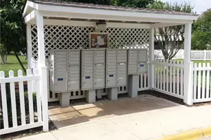 2614 Kinney Oaks Ct, Austin, TX 78704 - Photo 32