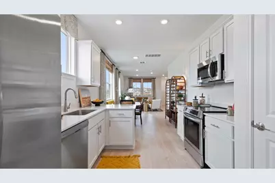 2512 Violet Theo Lane, Round Rock, TX 78665 - Photo 14