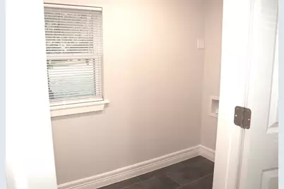 352 W Vaughan Street, Bertram, TX 78605 - Photo 12