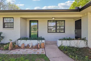 110 Jones St, Bastrop, TX 78602 - Photo 4