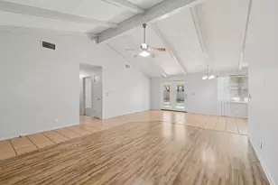 110 Jones St, Bastrop, TX 78602 - Photo 8