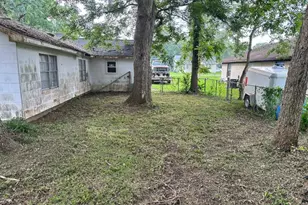 806 Brockman St, Sweeny, TX 77480 - Photo 16