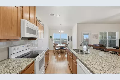 109 Elmer Avenue, Burnet, TX 78611 - Photo 4