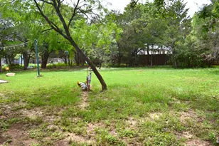 218 Texas Oak Dr, Cedar Creek, TX 78612 - Photo 34