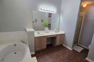 7051 Thistle Hill Way, Austin, TX 78754 - Photo 10