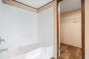 265 Hershal Ln, Cedar Creek, TX 78612 - Photo 14