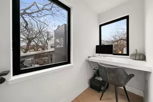 2311 E 8th St, Austin, TX 78702 - Photo 20