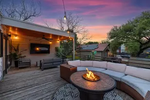2311 E 8th St, Austin, TX 78702 - Photo 1