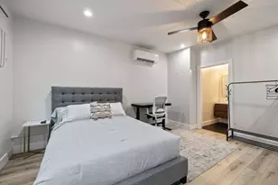 2311 E 8th St, Austin, TX 78702 - Photo 22