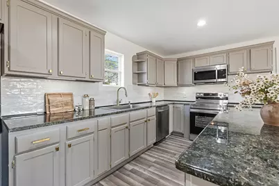 105 Willow Drive, Flatonia, TX 78941 - Photo 8