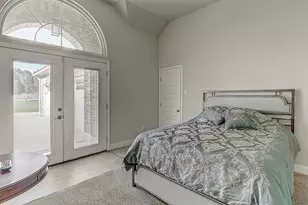 105 Arbors Cir, Elgin, TX 78621 - Photo 38