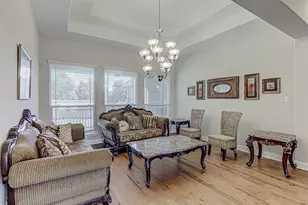 105 Arbors Cir, Elgin, TX 78621 - Photo 10