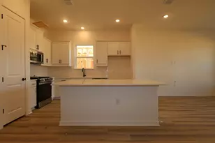 13212 Keefer Dr, Austin, TX 78652 - Photo 6